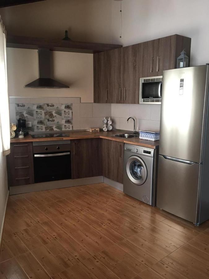 Apartamento Buhardilla Rústica Mirando a Santa Catalina Jerez De Los Caballeros Exterior foto